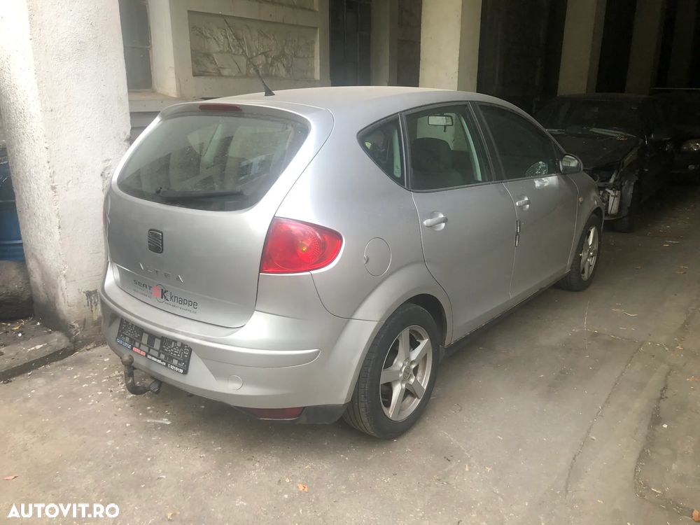 Dezmembrez Seat Altea gri argintiu 1,9 TDI 2006 - 3