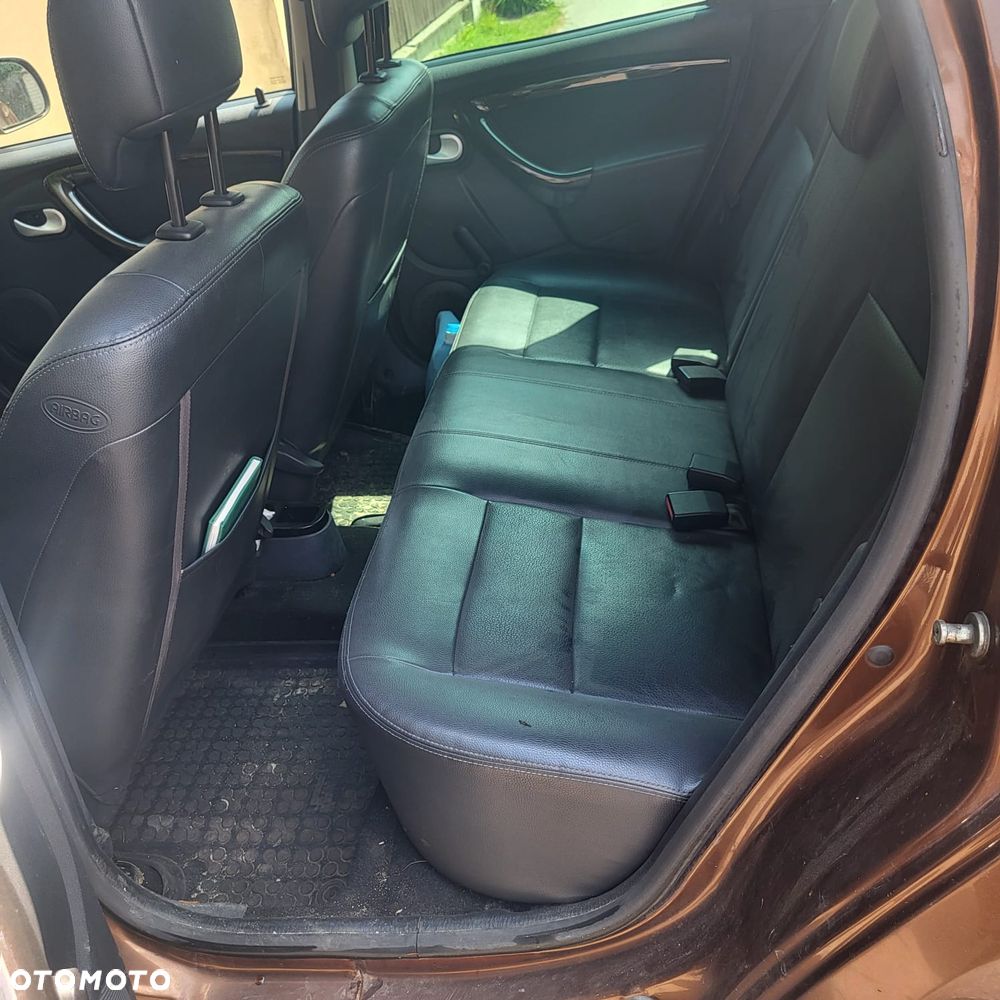 Dacia Duster dCi 110 FAP 4x4 Laureate - 5