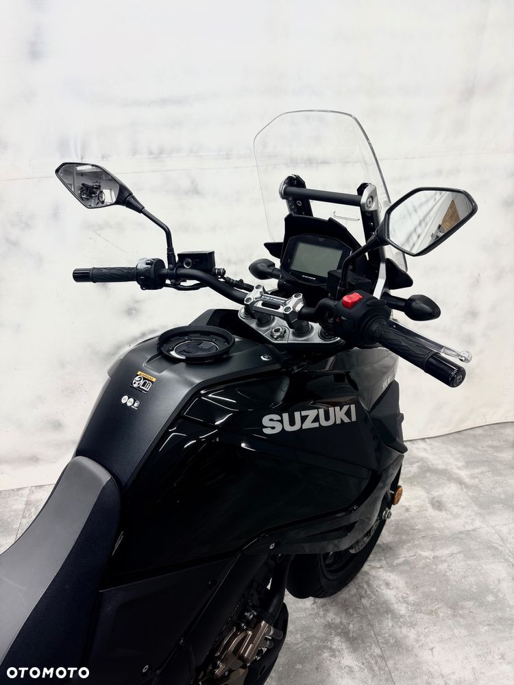 Suzuki V-STROM - 8