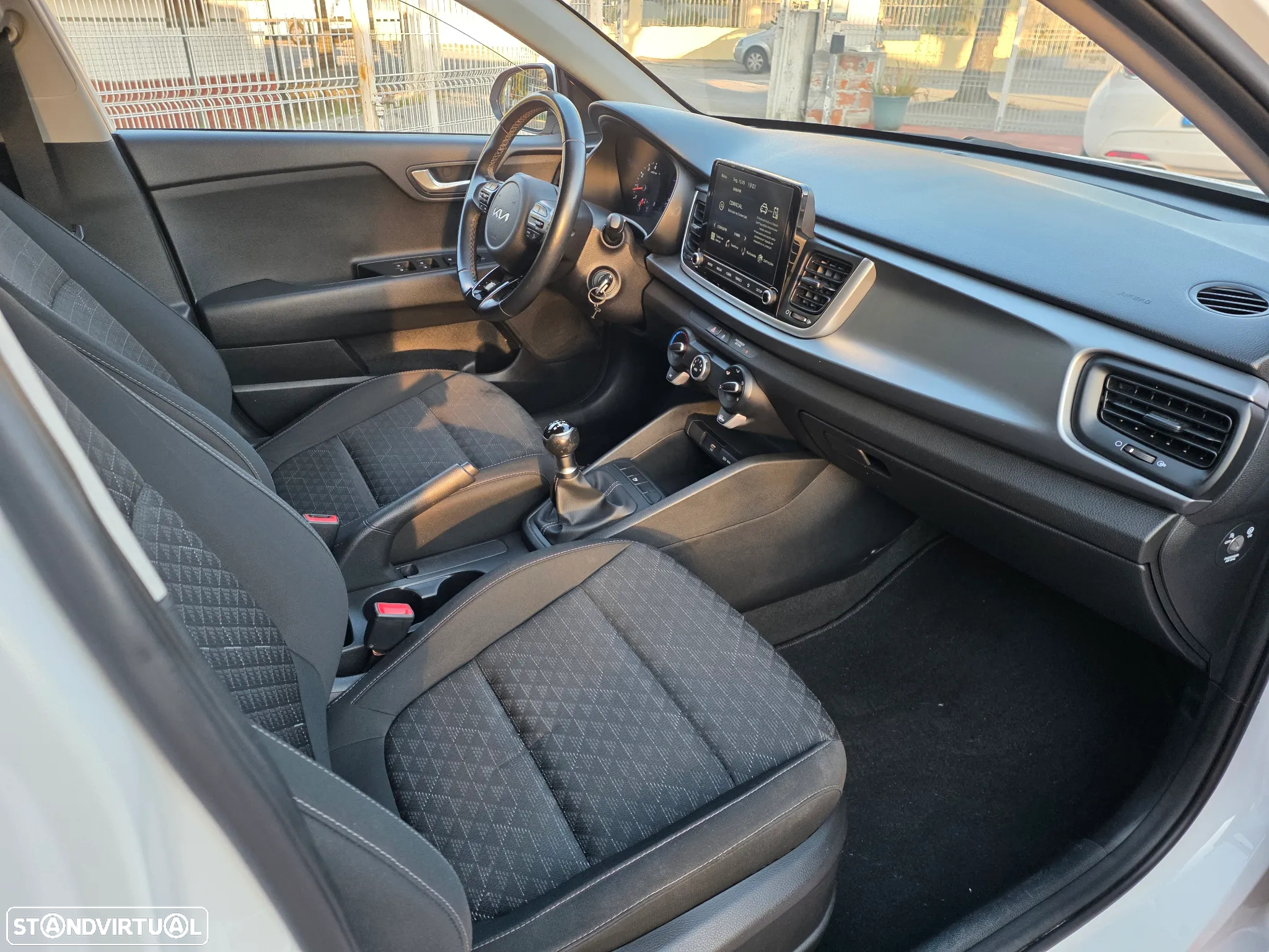 Kia Rio 1.2 CVVT Dynamic - 10