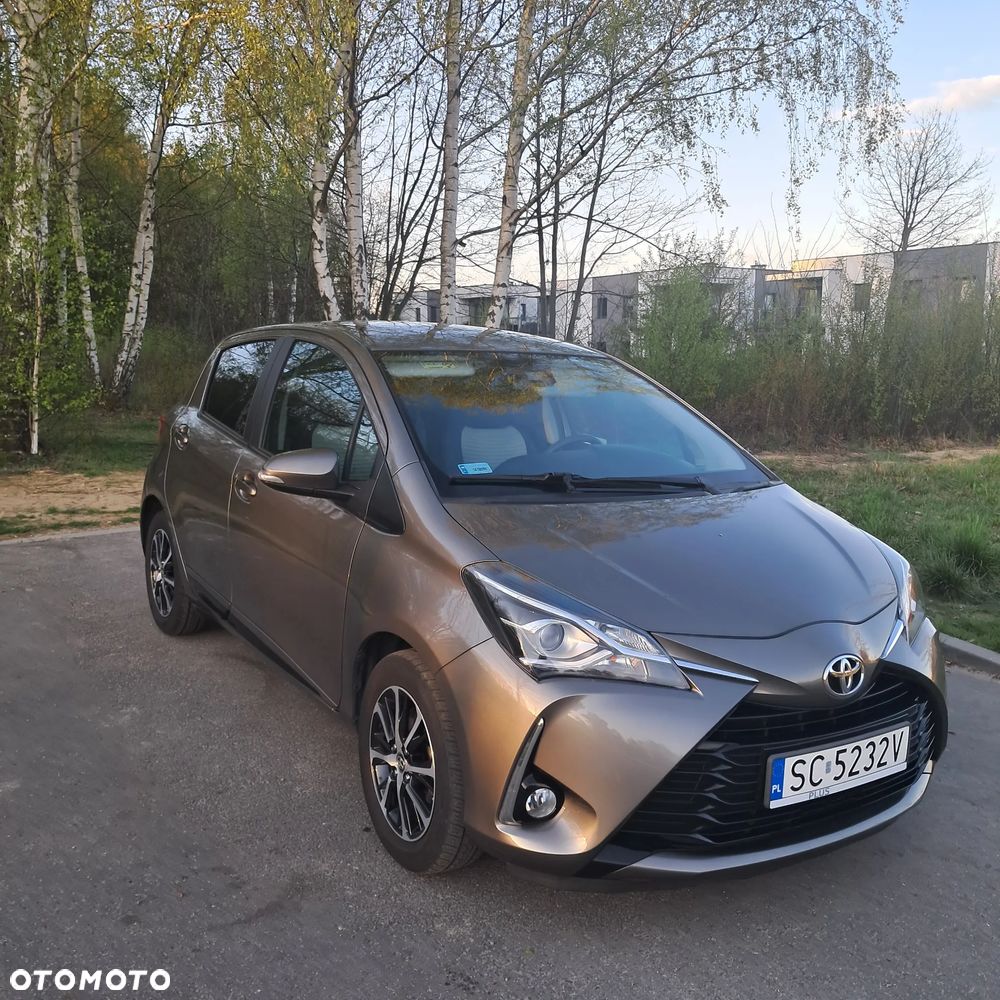 Toyota Yaris 1.5 Premium - 3