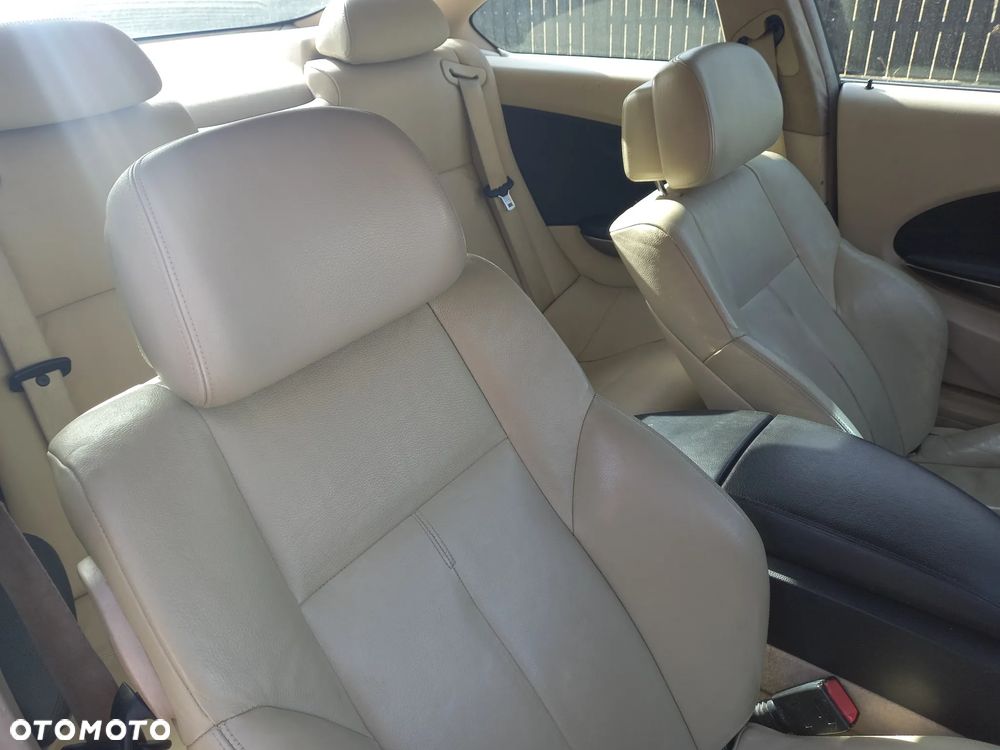 BMW Seria 6 630 i - 7