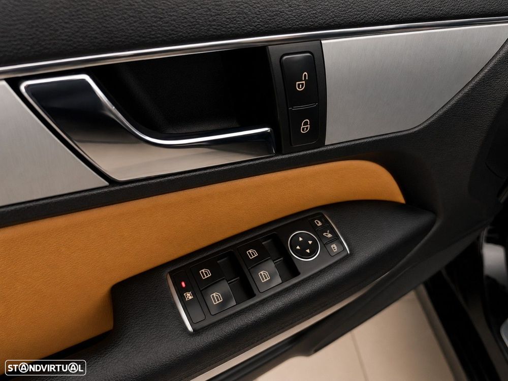 Mercedes-Benz E 250 CDi Avantgarde BE Auto - 23