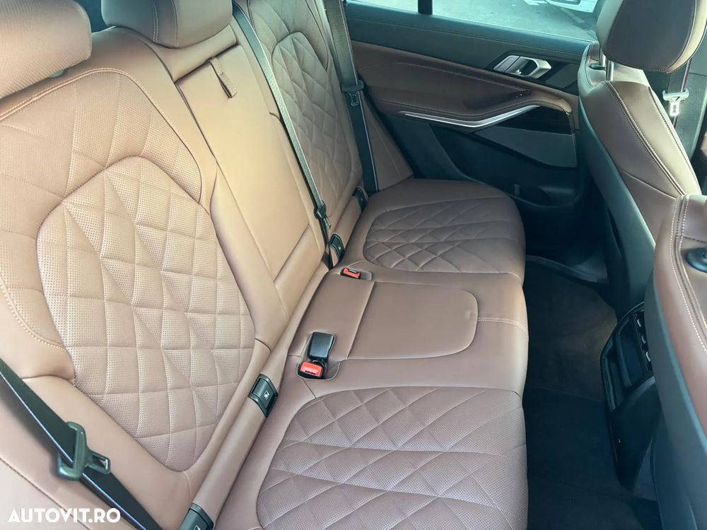 BMW X5 xDrive30d - 23