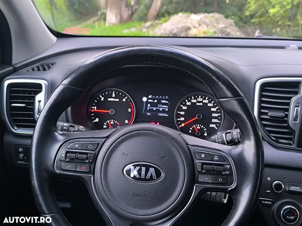 Kia Sportage 2.0 DSL MT 4x4 PREMIUM - 10