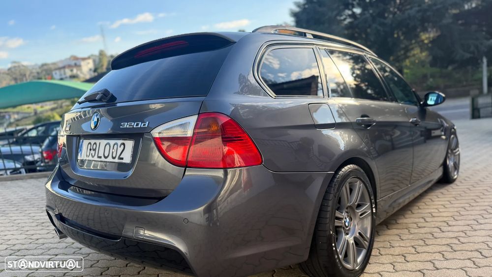 BMW 320 d Touring - 8