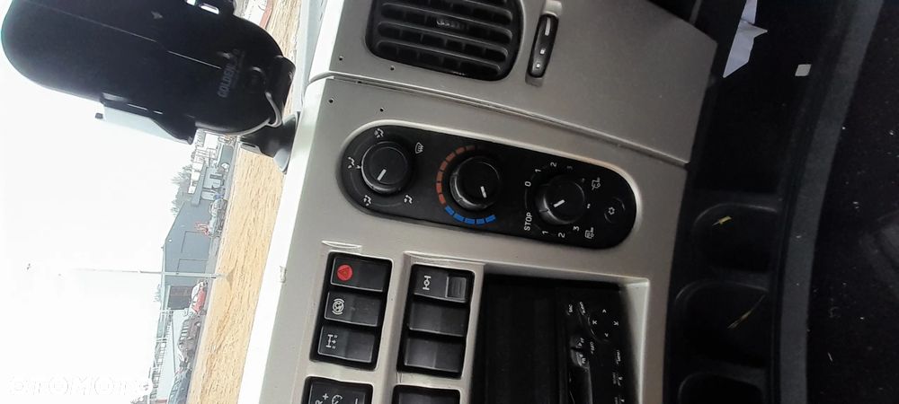 RENAULT PREMIUM DXI PANEL NAWIEWU KLIMATYZACJI nr. 62/7 - 1