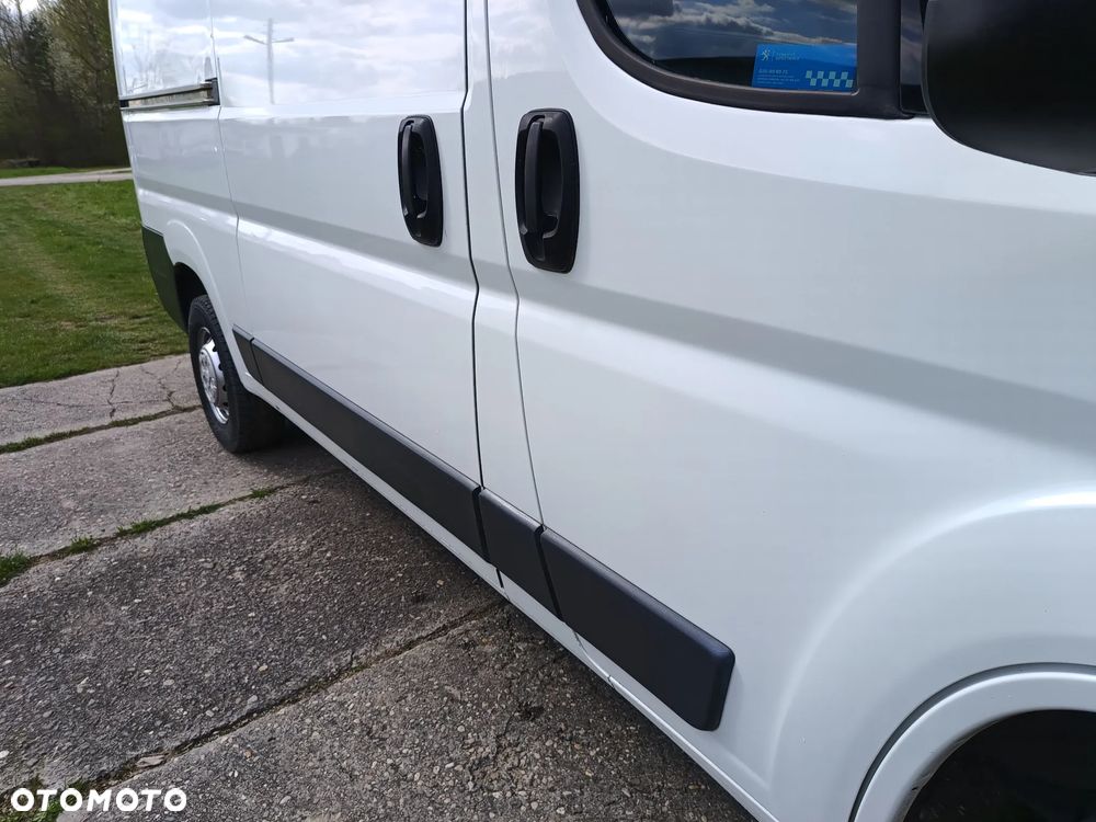 Peugeot Boxer 2.0 diesel 163kM, manual, końcówka 2016roku, WEBASTO, HAK, UDOKUMENTOWANY NIEWIELKI PRZEBIEG! 100% ORGINALNY LAKIER! AUTO SPRAWNE !! - 20
