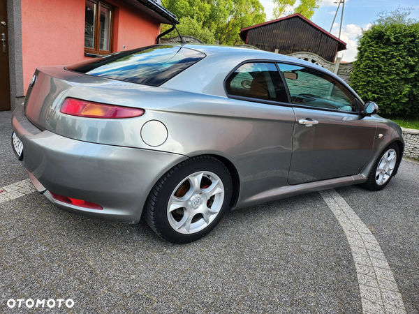 Alfa Romeo GT