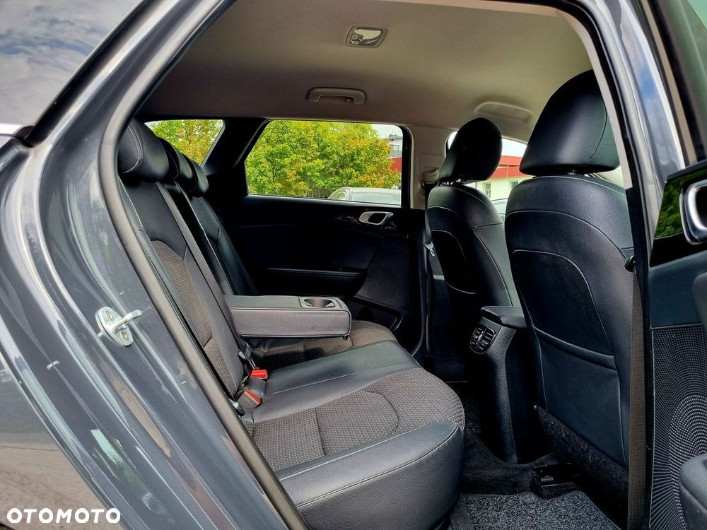 Kia Ceed 1.6 CRDi Spirit - 12