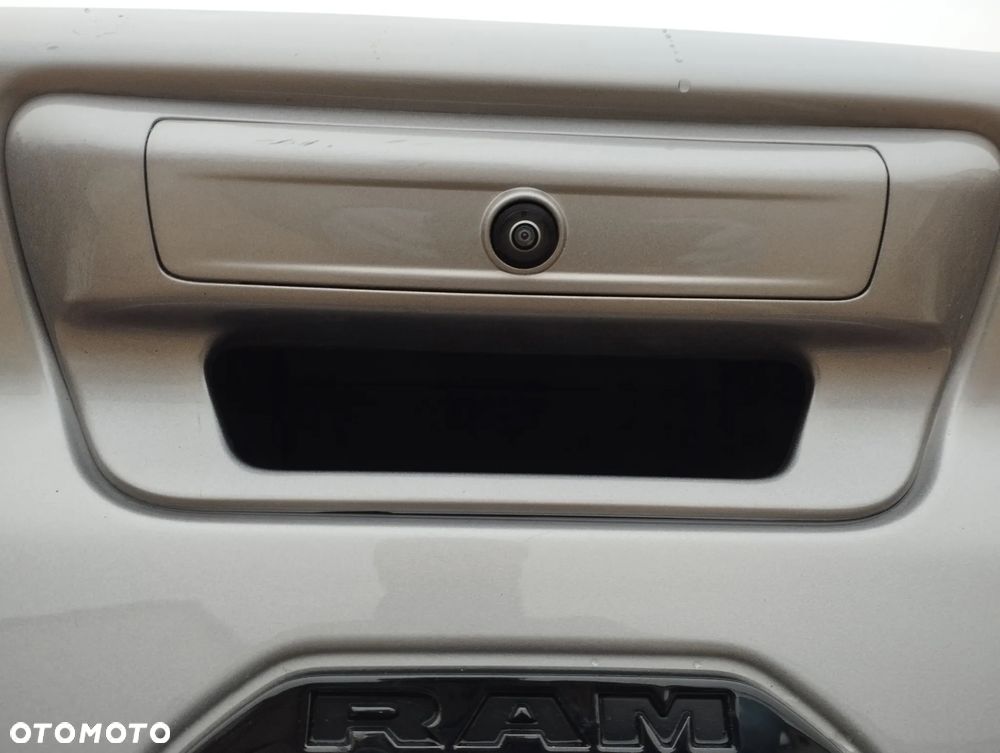Dodge RAM - 26