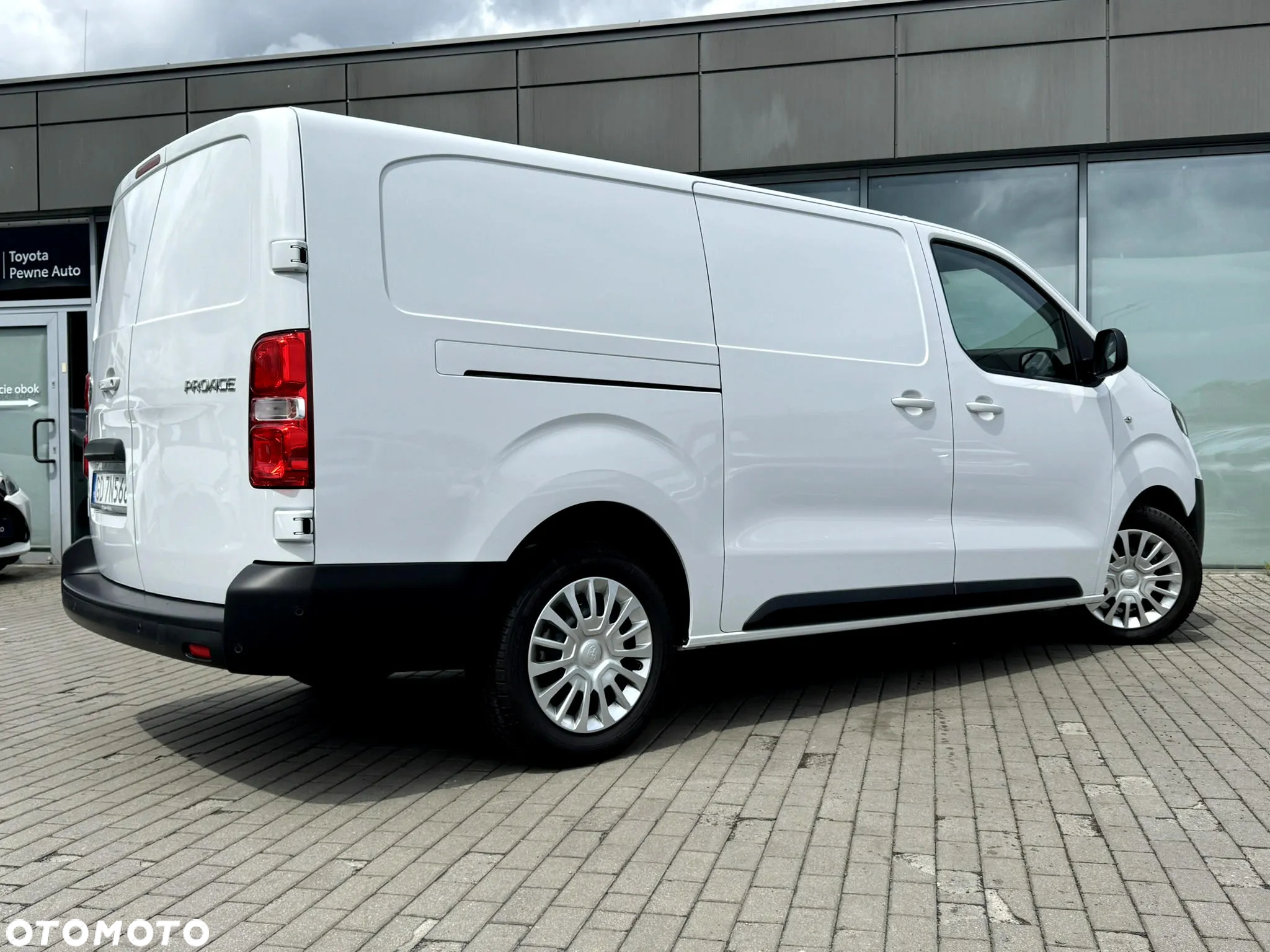 Toyota Proace - 10