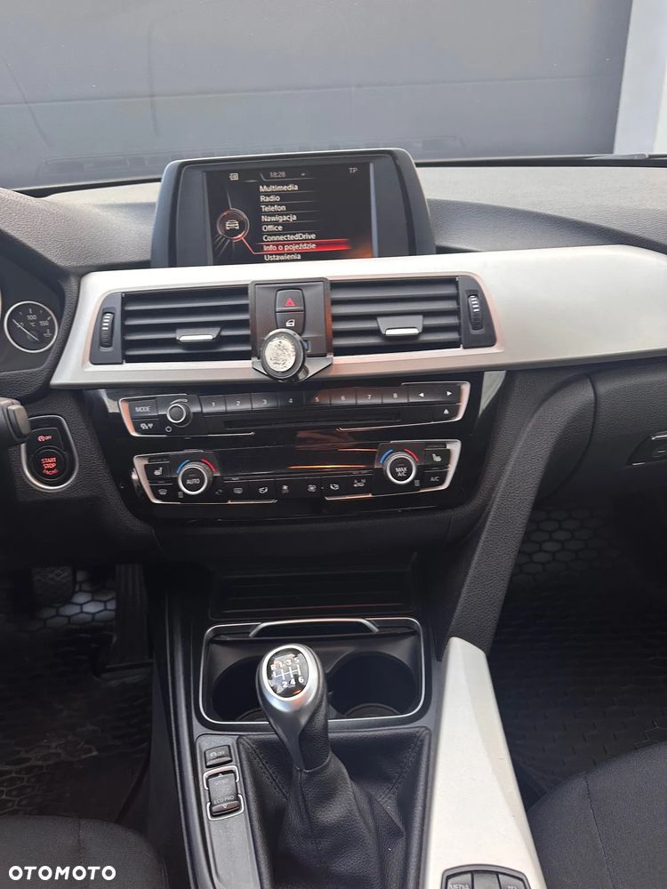 BMW Seria 3 - 15