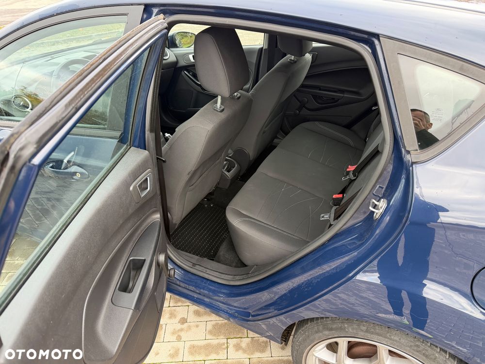 Ford Fiesta 1.0 Celebration - 18