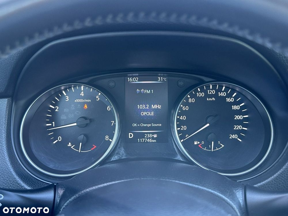 Nissan Qashqai 1.2 DIG-T N-Connecta Xtronic - 18