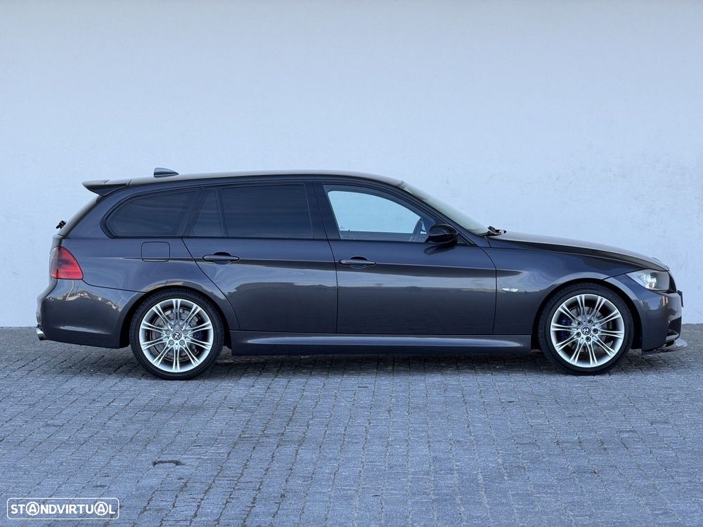 BMW 318 d Pack M - 4