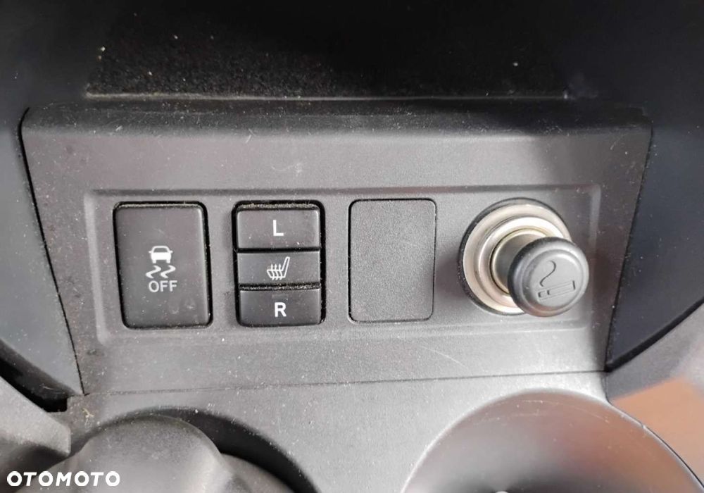 Toyota RAV4 - 18