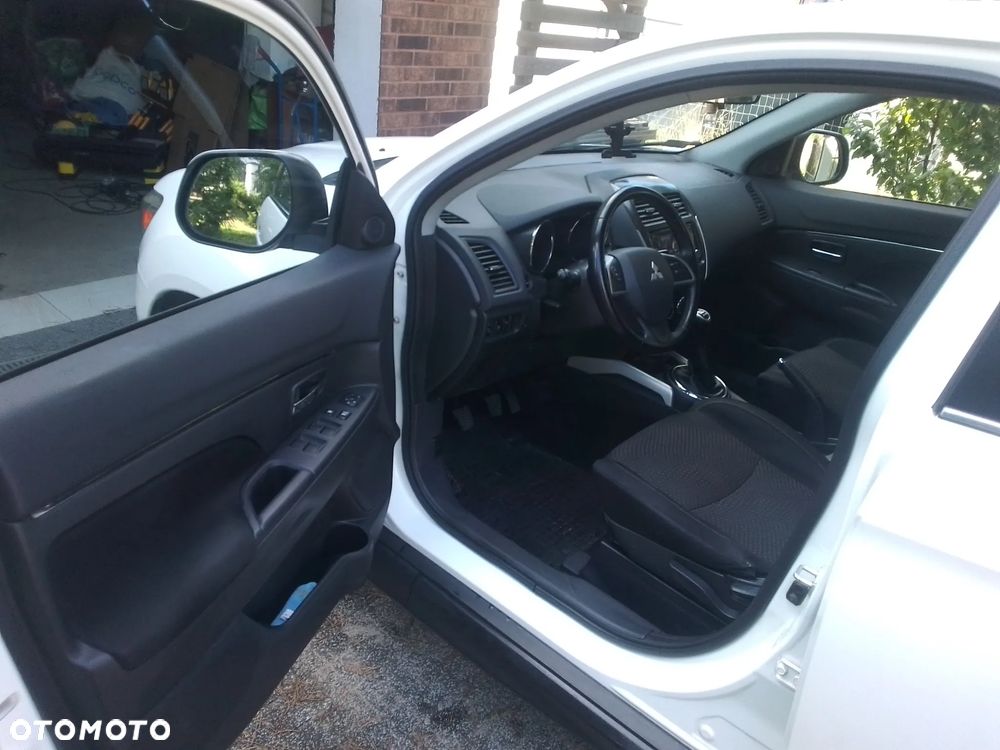 Mitsubishi ASX 1.6 Invite - 10