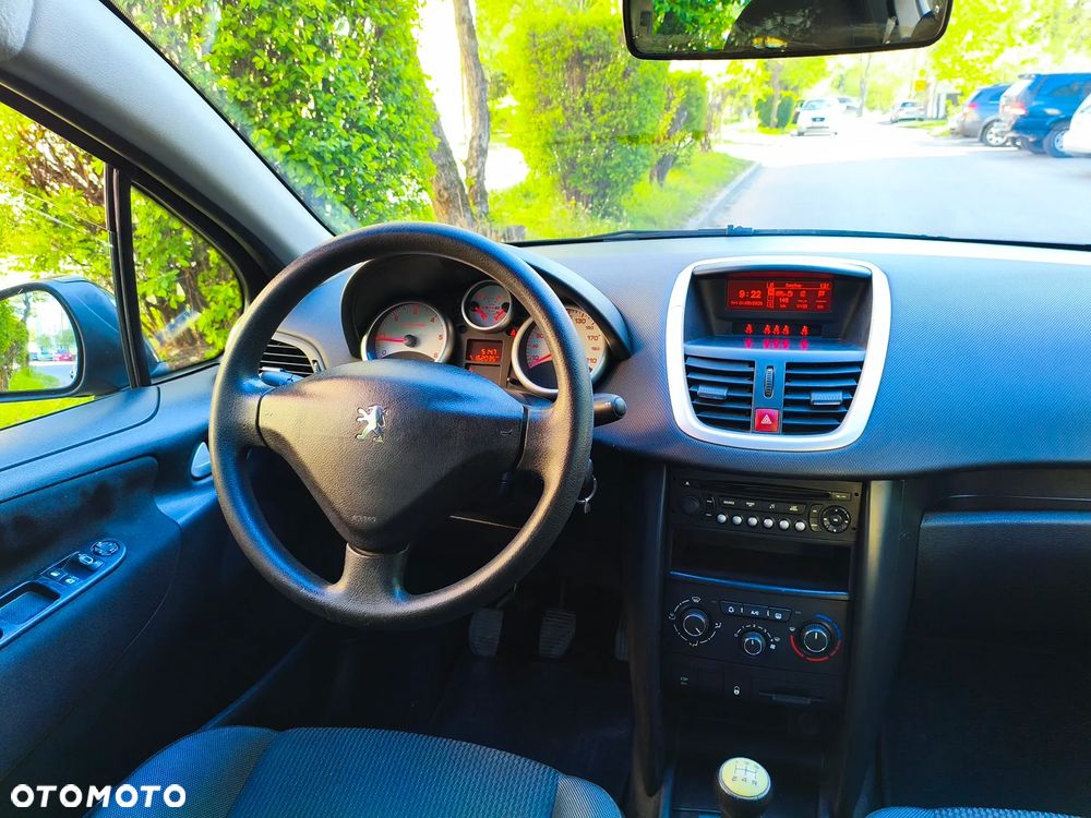 Peugeot 207 1.4 HDi Millesim 200 - 8