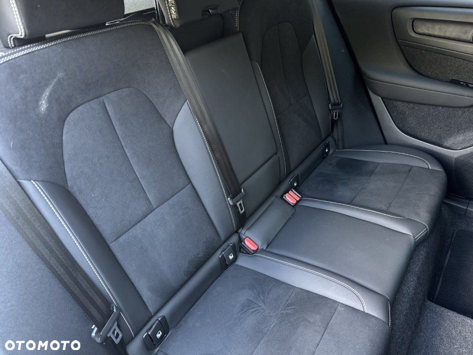 Volvo XC 40 - 15