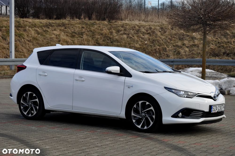 Toyota Auris - 10