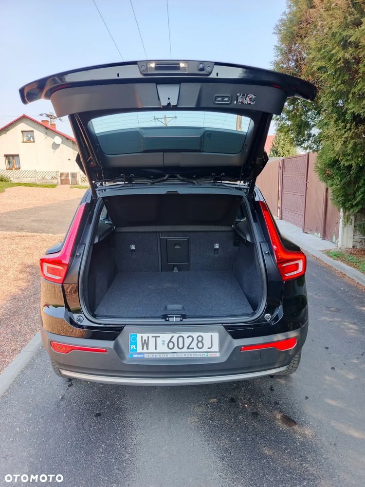 Volvo XC 40 T4 Plug-In Hybrid Core - 12