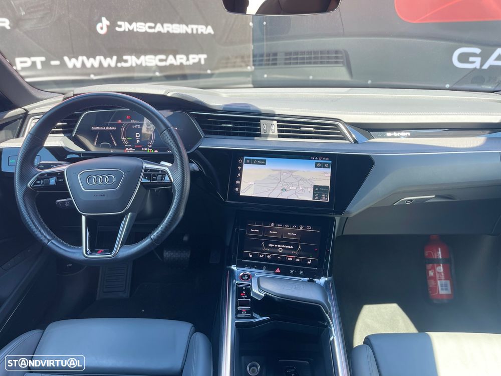 Audi e-tron S quattro - 44