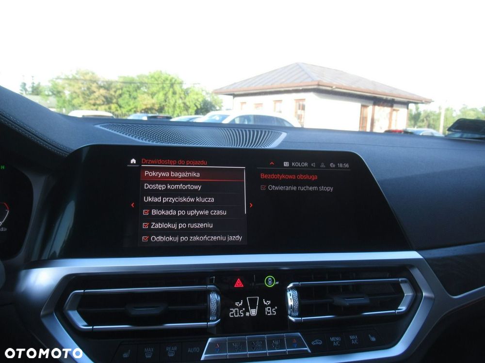 BMW Seria 3 320i Luxury Line - 20