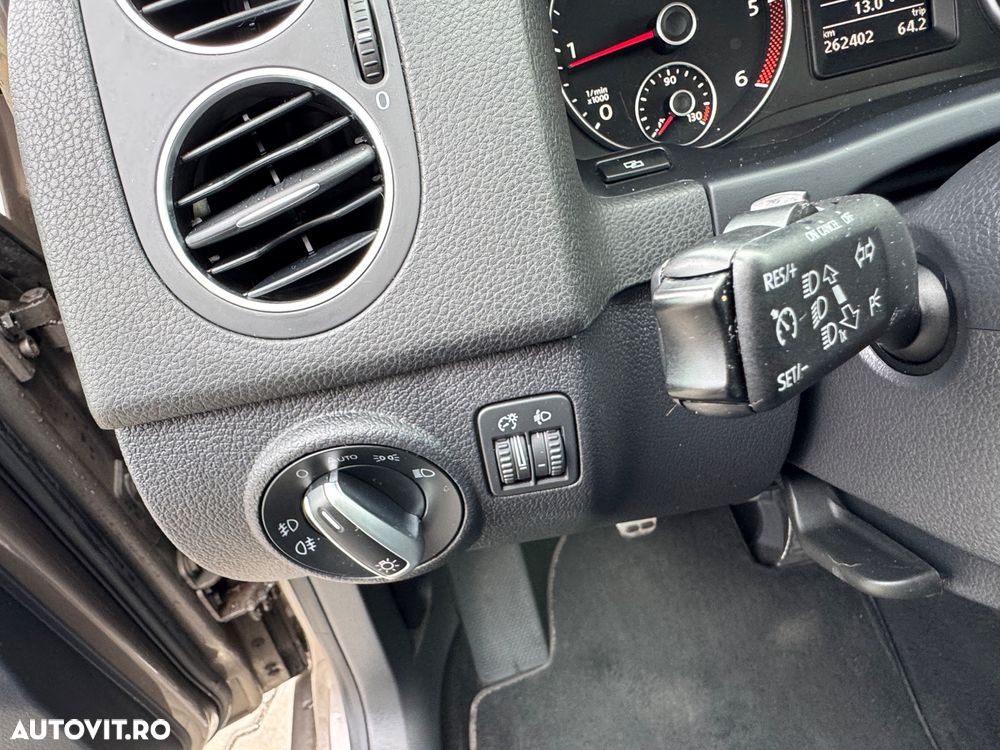 Volkswagen Golf Plus - 37