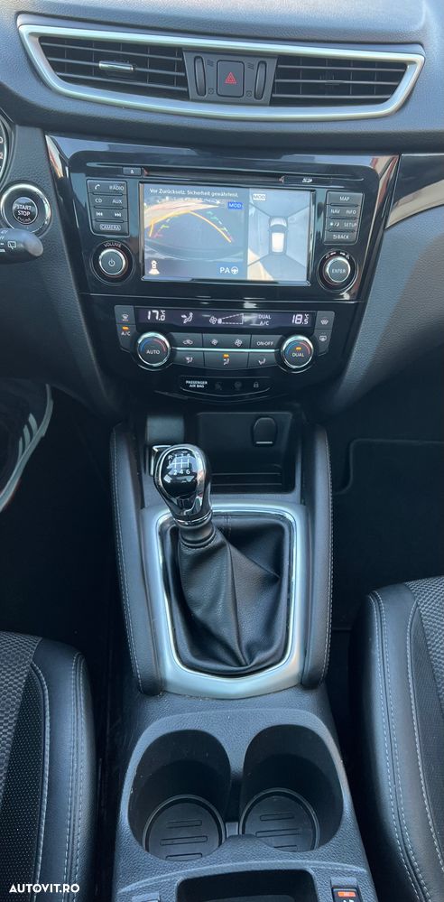 Nissan Qashqai 1.6 DCI TEKNA+ - 16