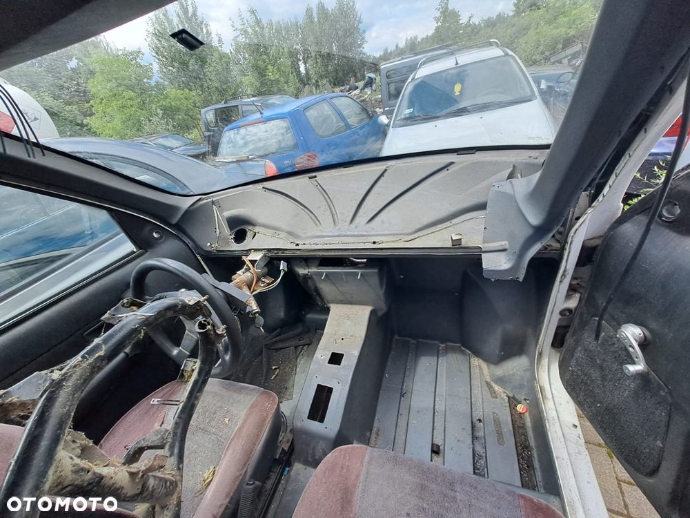 Microcar Micro Car Mikrocar Ligier Ambra JS (01-11r.) 0.5D 5KM. Silnik Skrzynia.Cały na części.GWARANCJA !!! Przód Tył Zestaw Komplet Drzwi Klapa Zderzak Błotnik Maska Grill Atrapa Szyba Pas Lampa Lusterko Boczki Fotel Kanapa Kokpit Deska Rozdzielcza Przełącznik Włącznik Sterownik Przewody Wiązka Instalacja Moduł Komputer Czujnik Listwa Pompa Alternator Wtryski Głowica Rozrusznik Kompresor Sprzęgło Dwumas Silnik Skrzynia ABS Klimatyzacji Paliwa Wspomagania Kolektor Turbina Przepustnica Zawór Chłodnica Koło Hak Belka Sanki Zawieszenie Mcpherson Półoś Amortyzator Wydech Tłumik Zacisk Most - 6