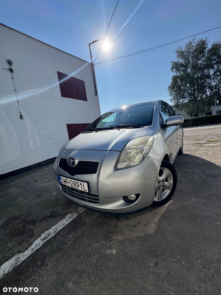 Toyota Yaris II (2005-2011) 1.3 Sol, 2006