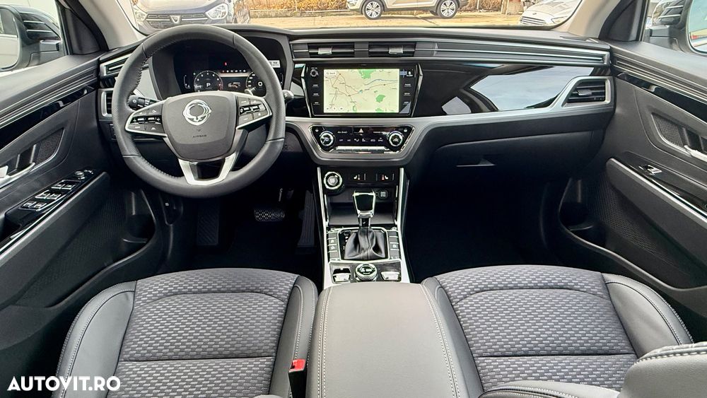 SsangYong Korando - 30