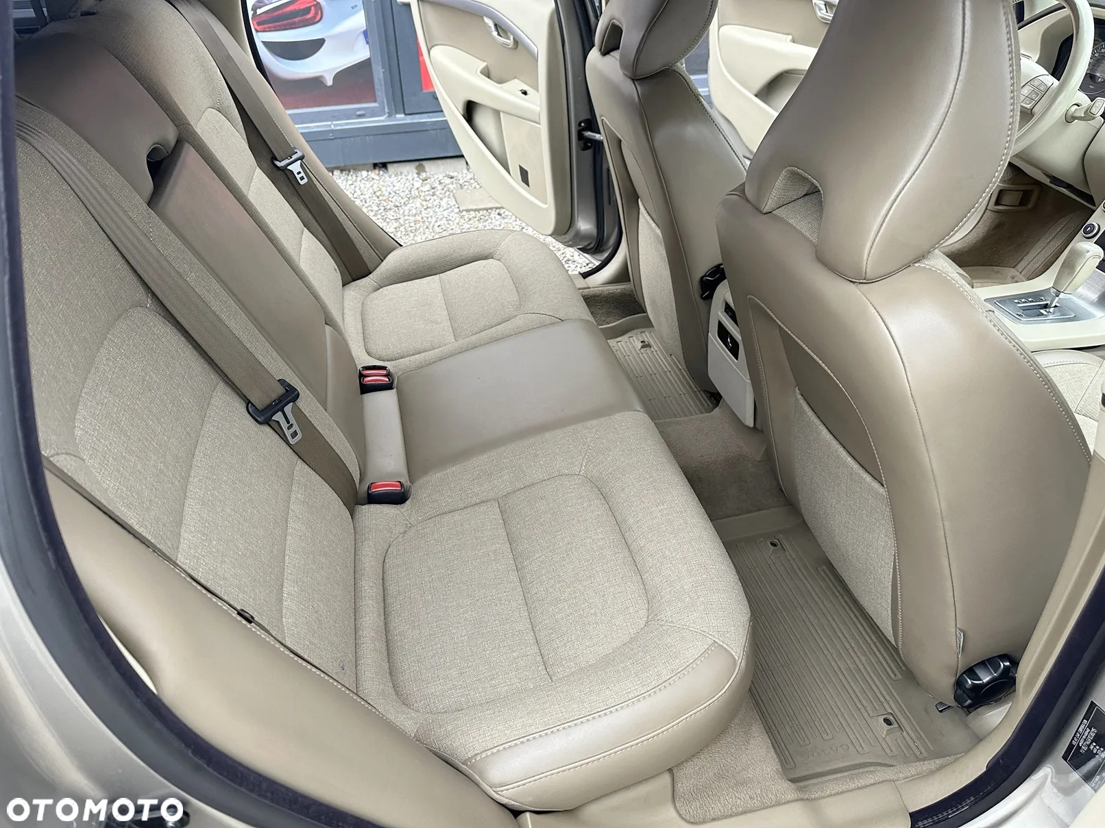 Volvo XC 70 - 8