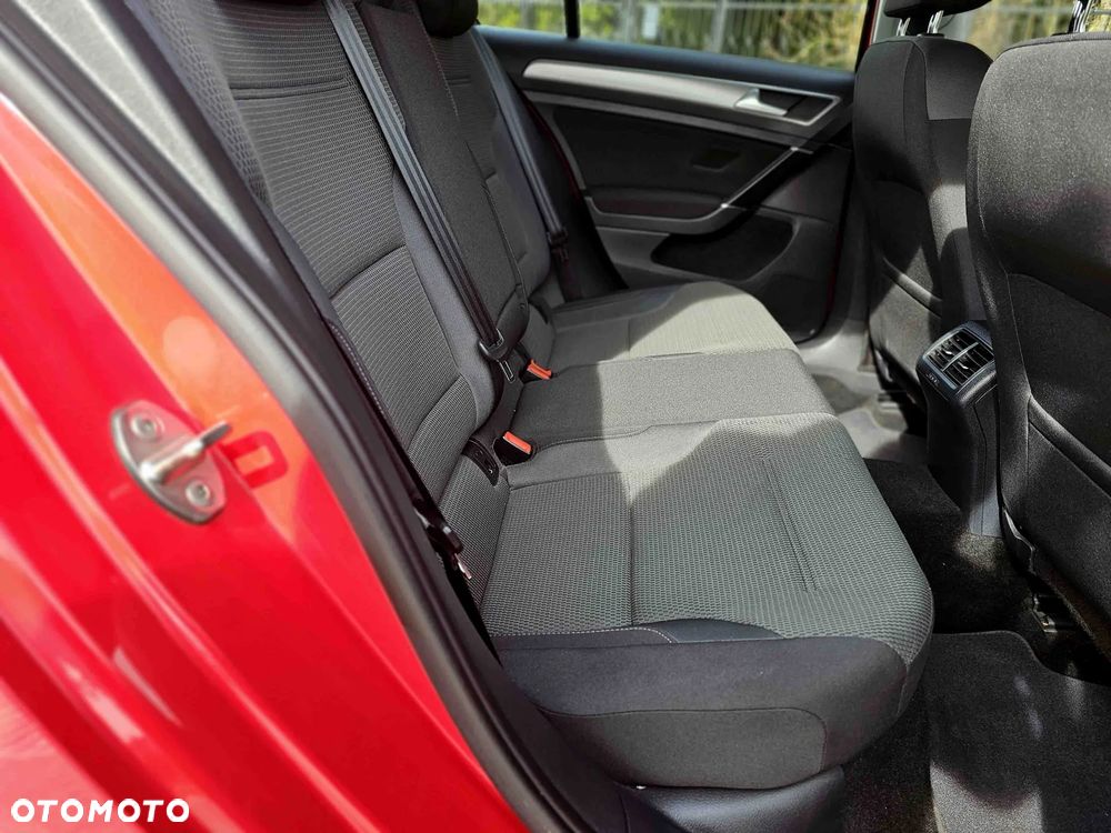 Volkswagen Golf 1.4 TSI (BlueMotion Technology) DSG Highline - 16