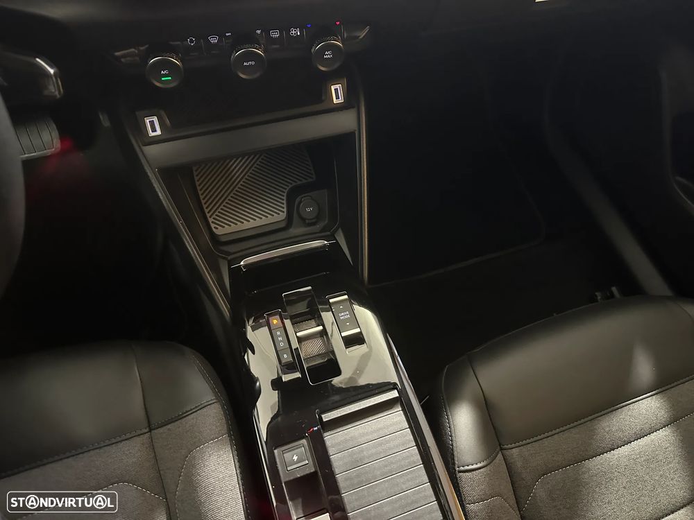 Citroën e-C4 50 kWh Shine Pack - 17