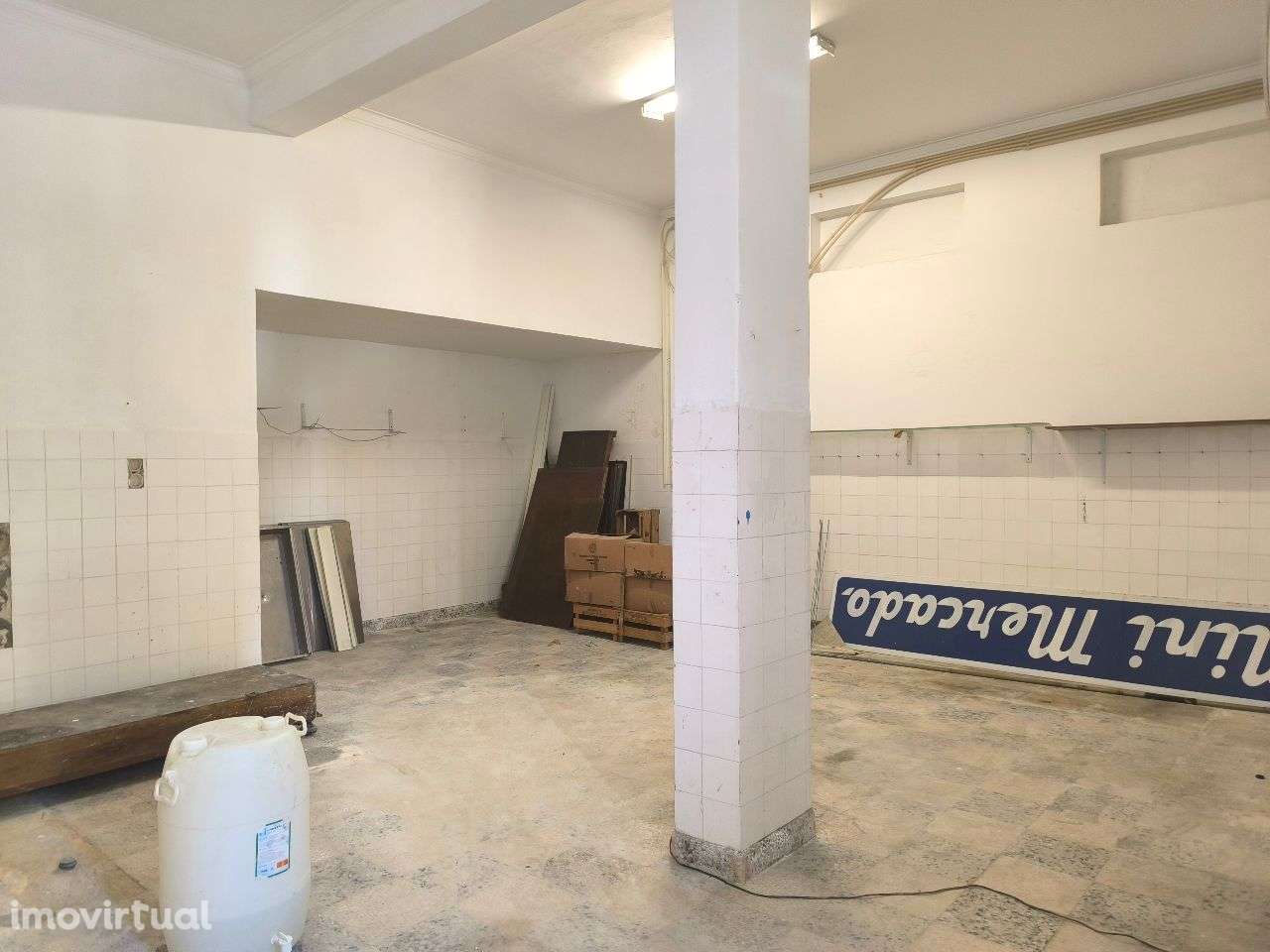 Loja para venda em Almada - Grande imagem: 2/22