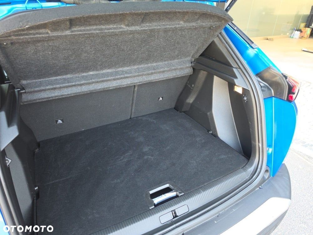 Peugeot 2008 50kWh Allure - 6