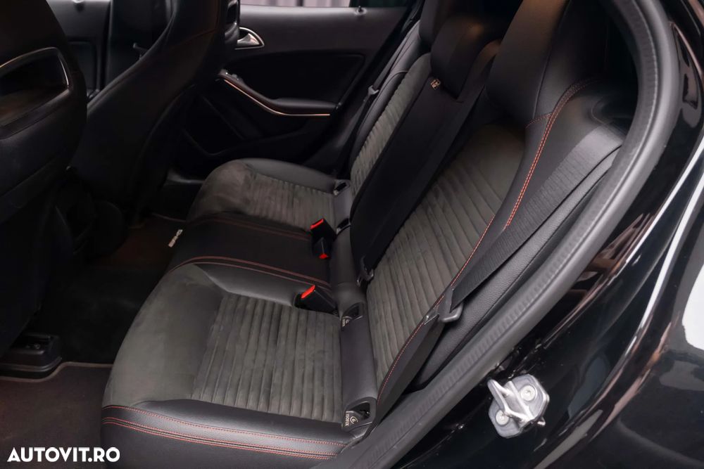 Mercedes-Benz GLA 200 7G-DCT AMG Line - 36