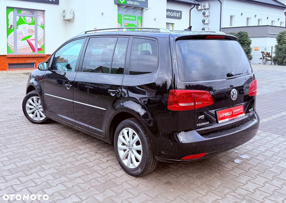 Volkswagen Touran - 22