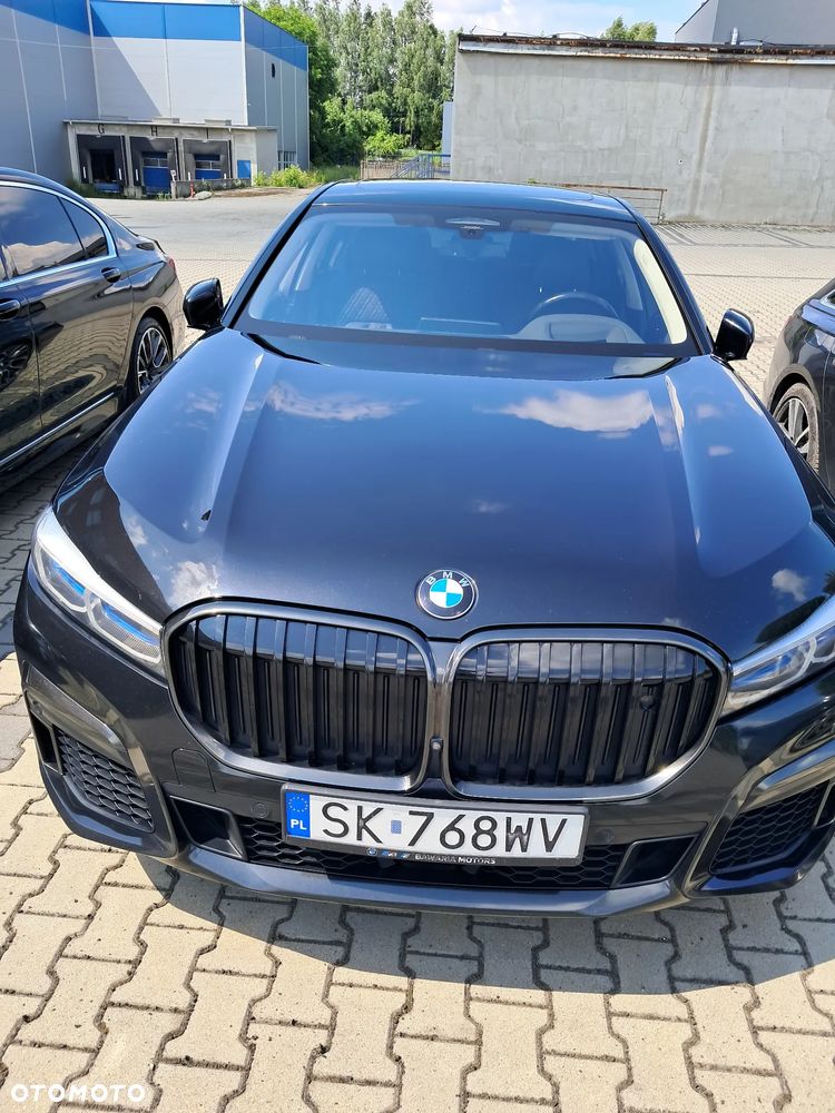 BMW Seria 7 750i xDrive - 10