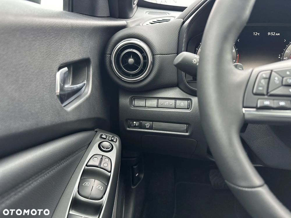 Nissan Juke 1.0 DIG-T N-Connecta DCT - 20