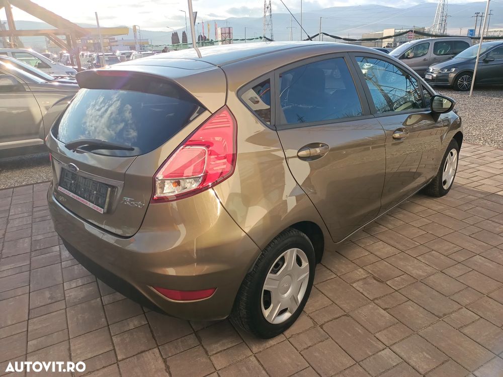 Ford Fiesta - 7