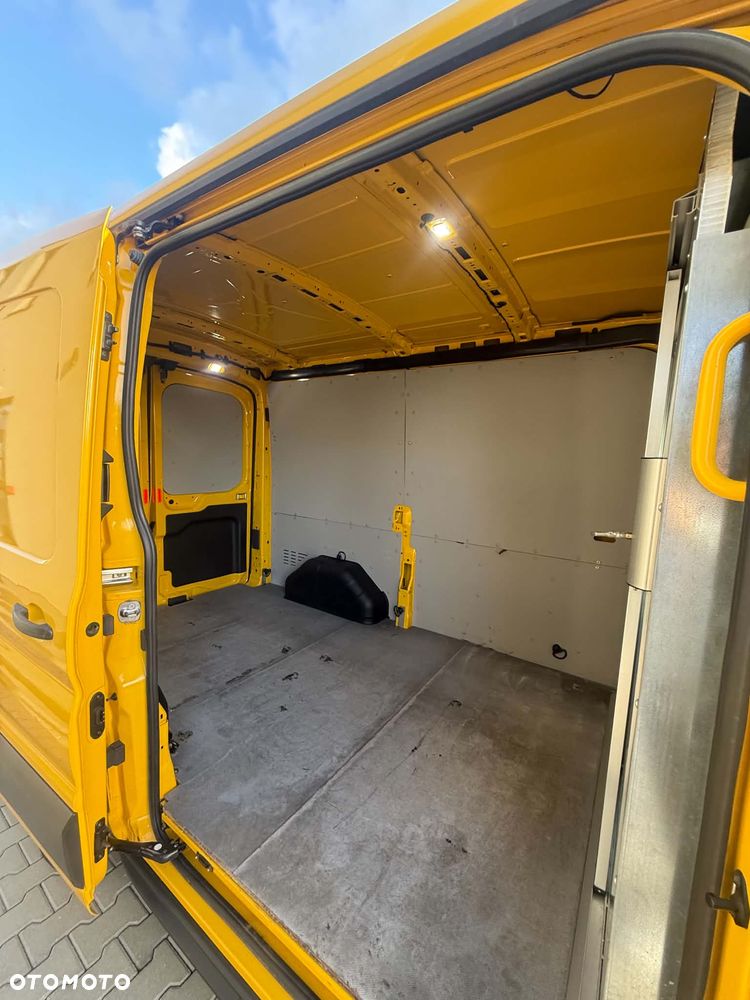 Ford Transit - 9