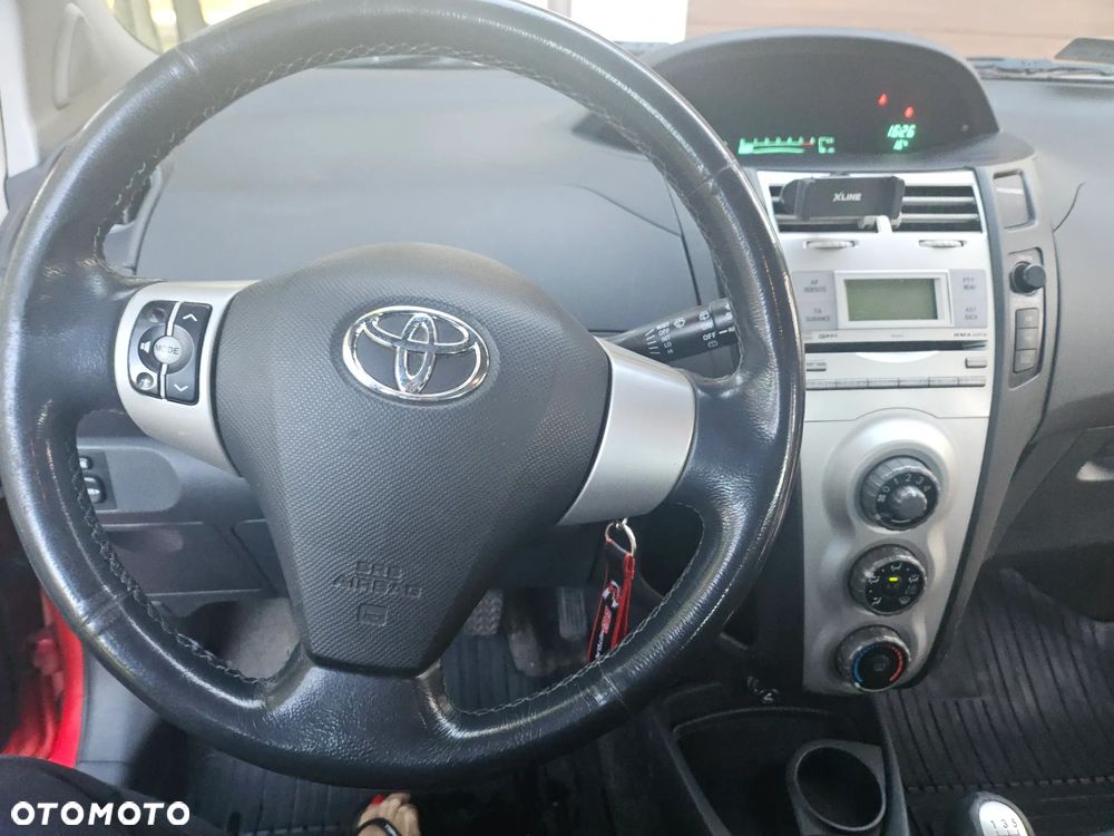 Toyota Yaris 1.4 D-4D Sol - 6
