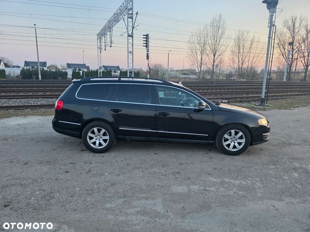 Volkswagen Passat 2.0 TDI DPF Highline - 3