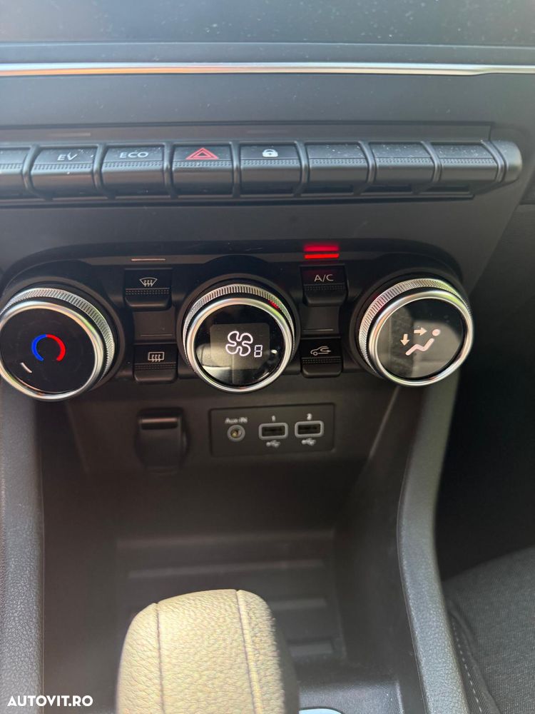 Renault Clio V E-Tech 145 Techno - 17