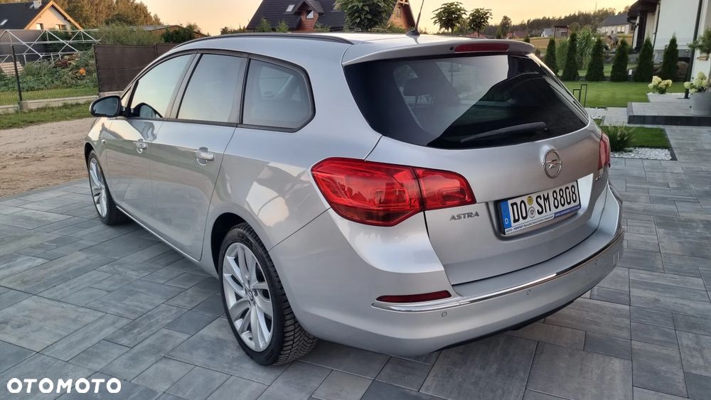 Opel Astra 1.4 T Cosmo - 6