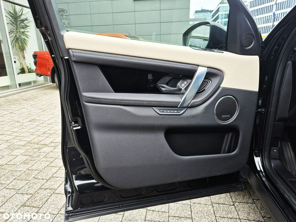 Land Rover Discovery Sport - 19