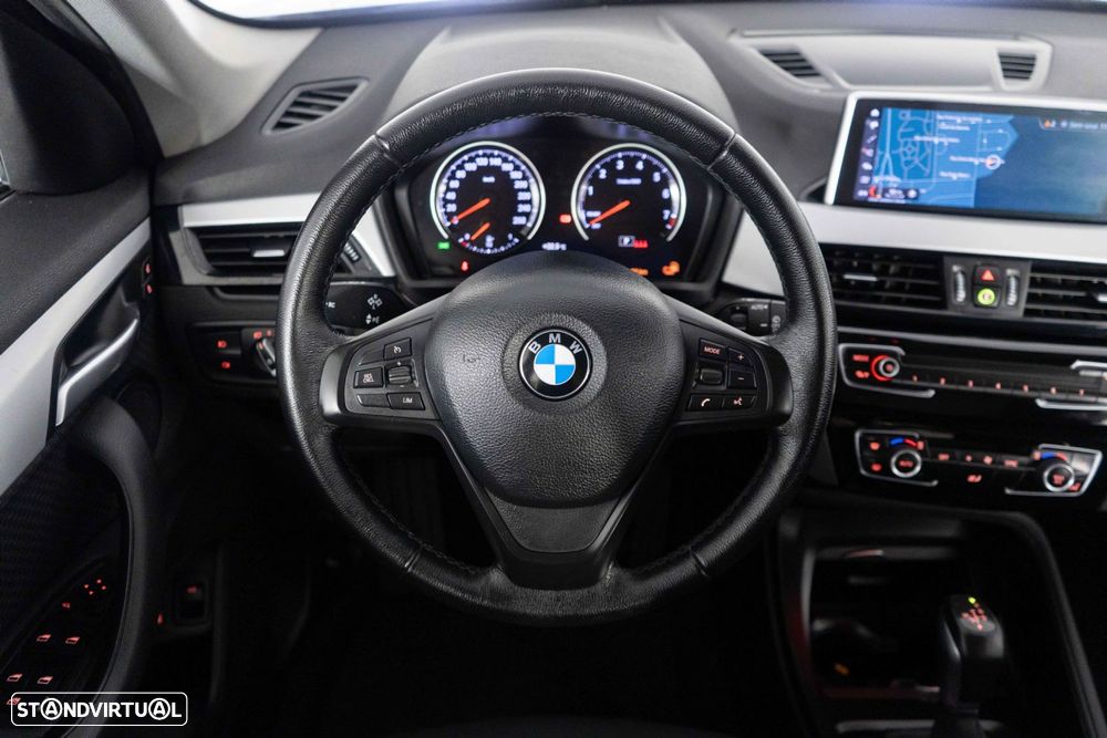 BMW X1 25 e xDrive Corporate Edition - 22